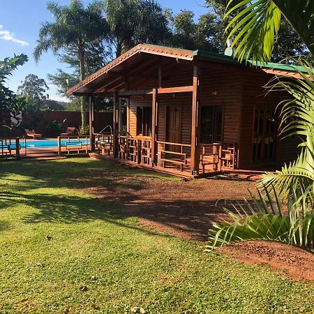 Cabanas Raices Pampeanas Пуерто Игуасу Екстериор снимка