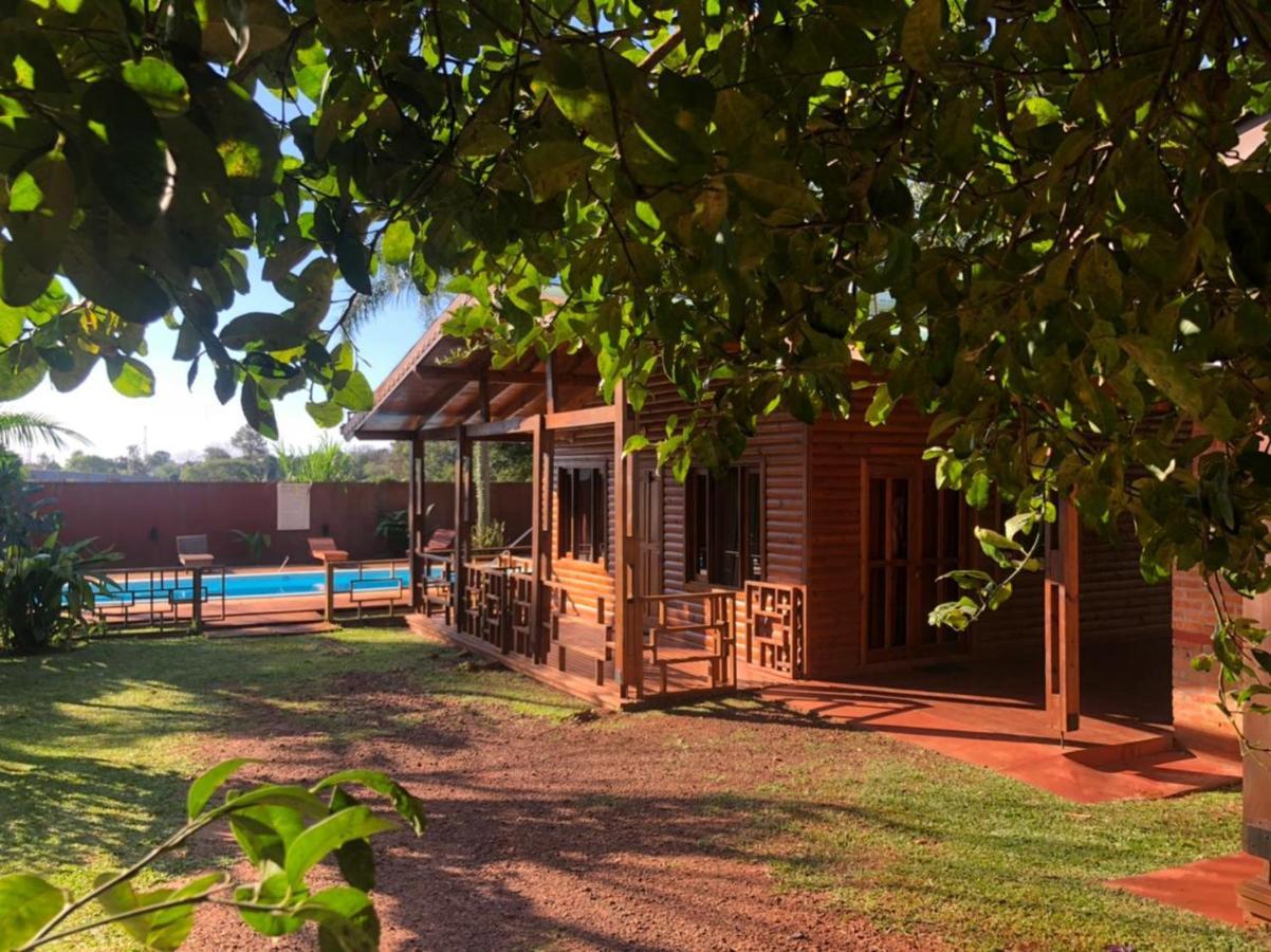 Cabanas Raices Pampeanas Пуерто Игуасу Екстериор снимка
